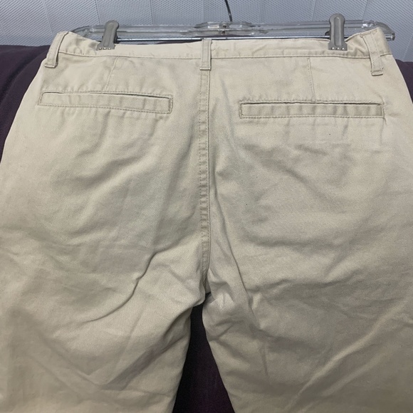 OLD NAVY BOYS KHAKiS- Never Worn! - Picture 3 of 5